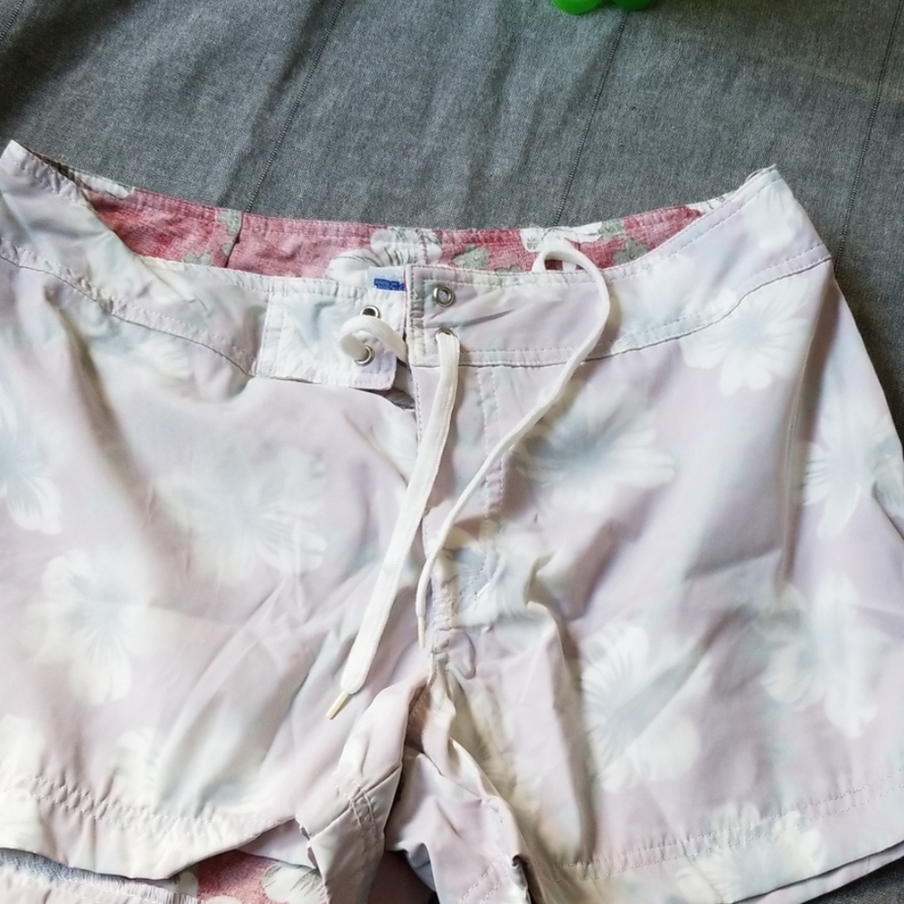 Hawaiian shorts